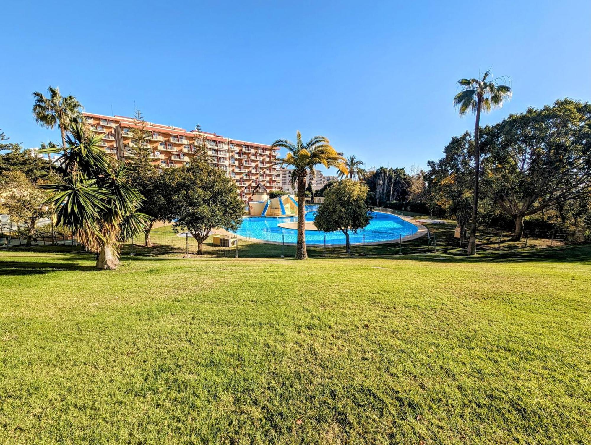 Estudio 19 Minerva Apartamentos-Piscina365-Playa-Wifi Benalmádena Eksteriør billede