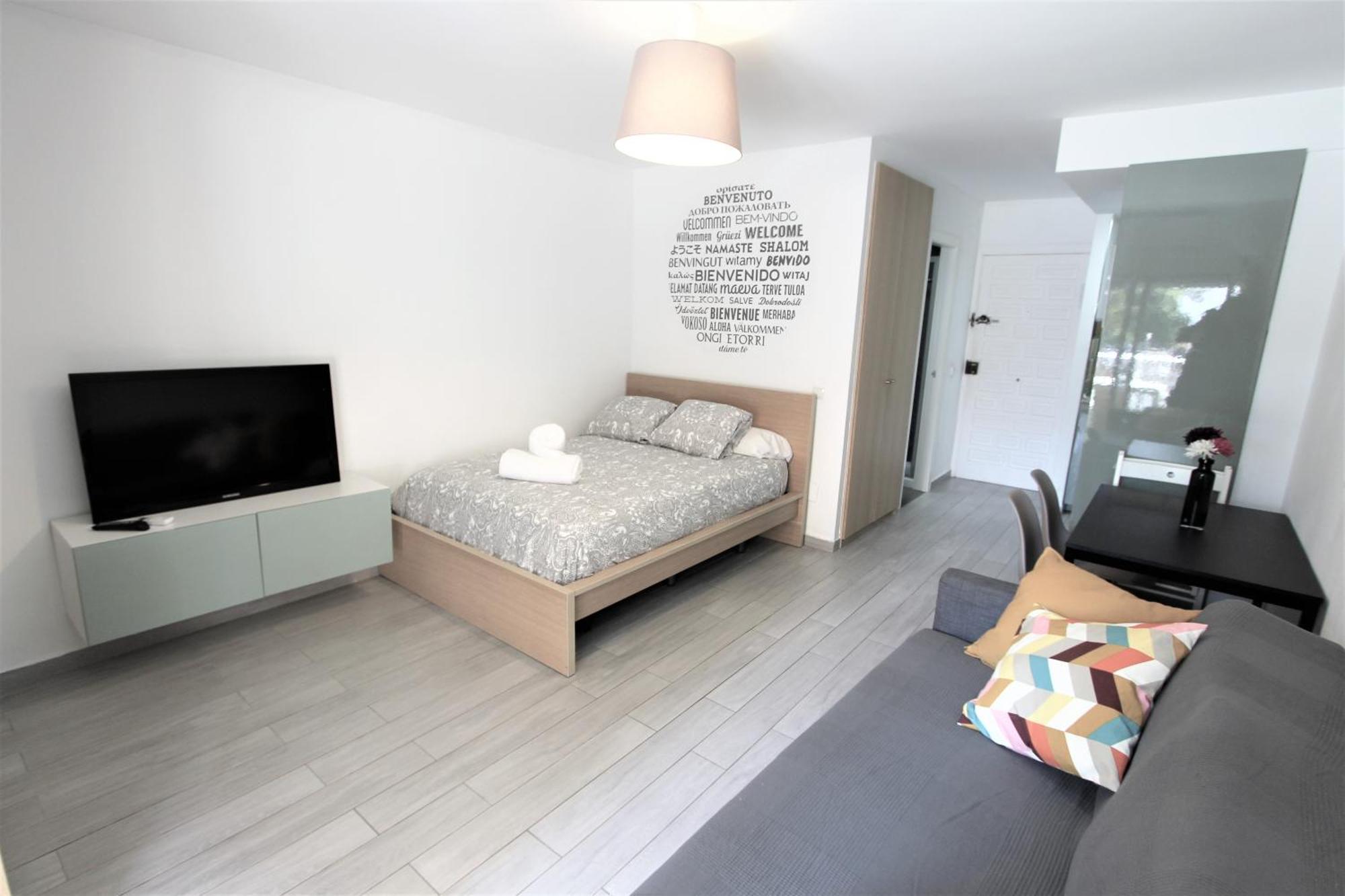 Estudio 19 Minerva Apartamentos-Piscina365-Playa-Wifi Benalmádena Eksteriør billede